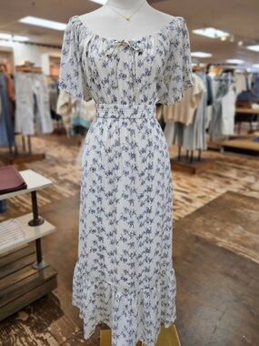 Flutter sleeve maxi dress